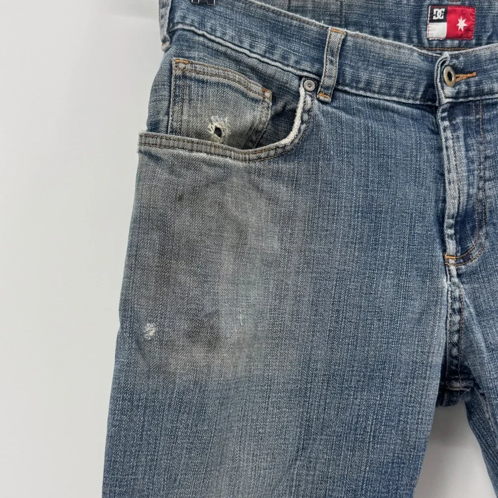 DC Shoes Mens Straight Leg Distressed Skate Denim Jeans Blue Size 33x28